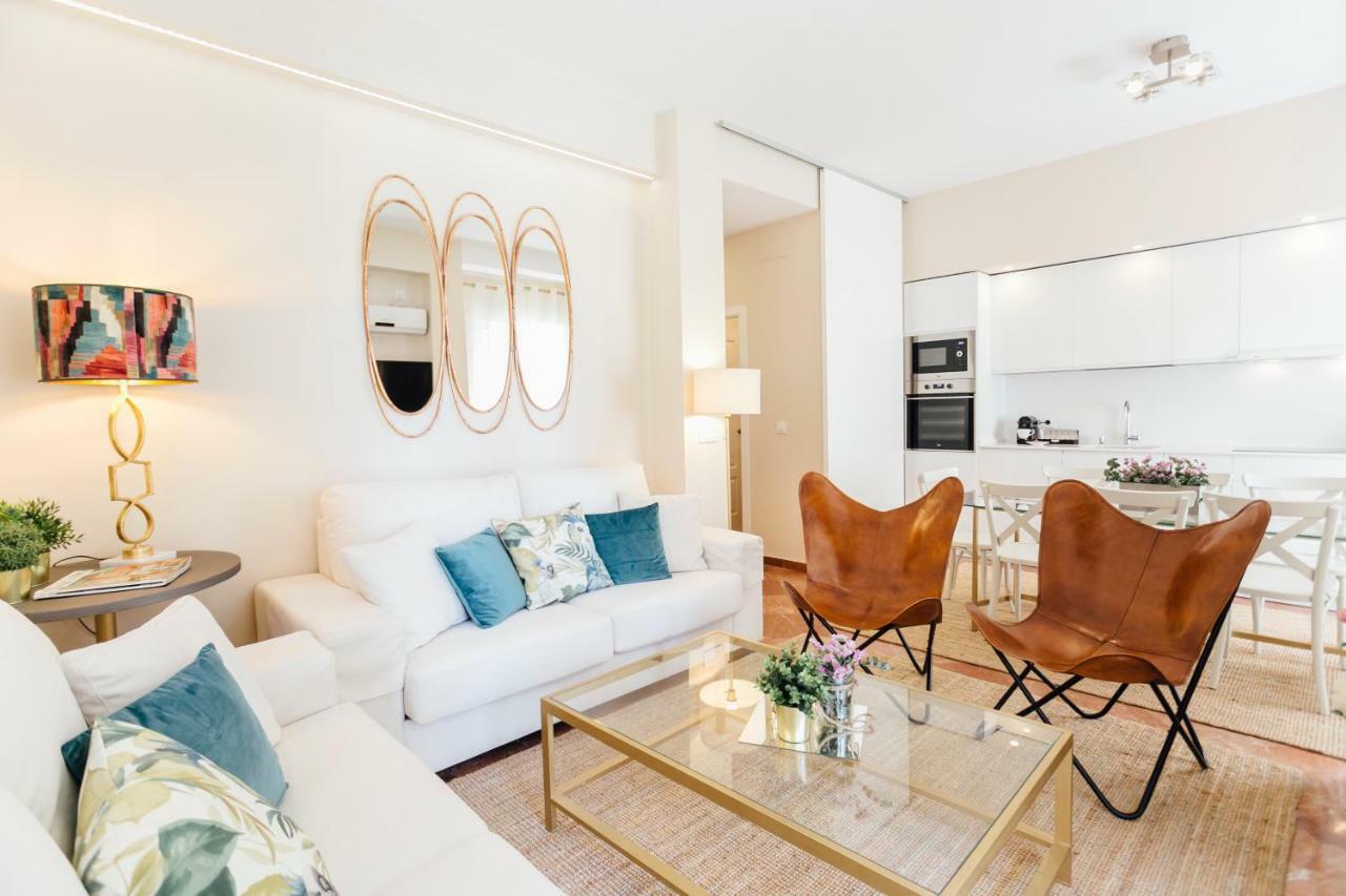 Stylish And Wide- 3Bdr 3Bth- Los Remedios Siviglia Esterno foto