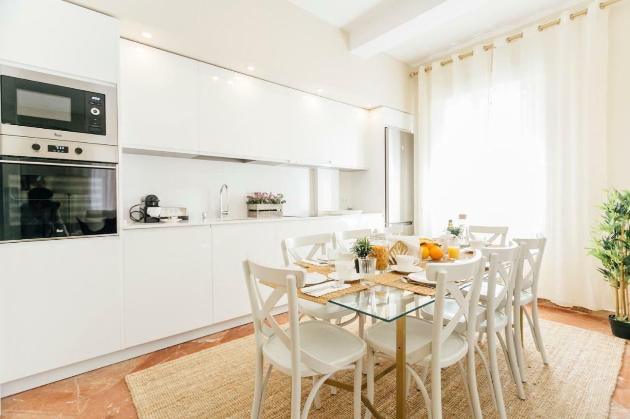 Stylish And Wide- 3Bdr 3Bth- Los Remedios Siviglia Esterno foto